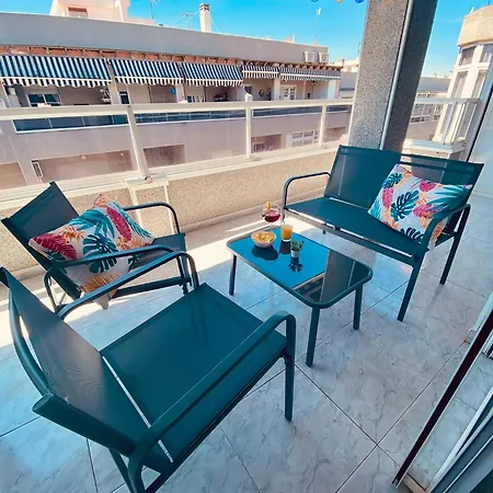 Apartment Sunny Penthouse Close To Everything Torrevieja