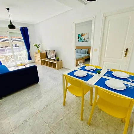 Apartamento Sunny Penthouse Close To Everything